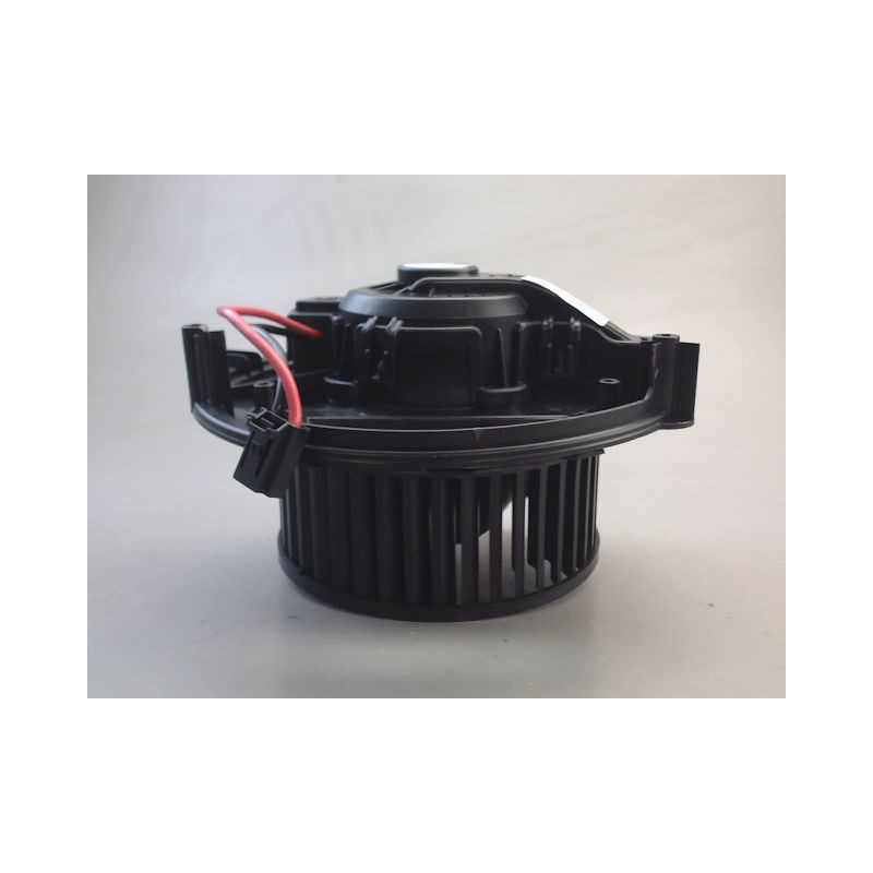 MOTEUR VENTILATEUR CHAUFFAGE VOLKSWAGEN PASSAT