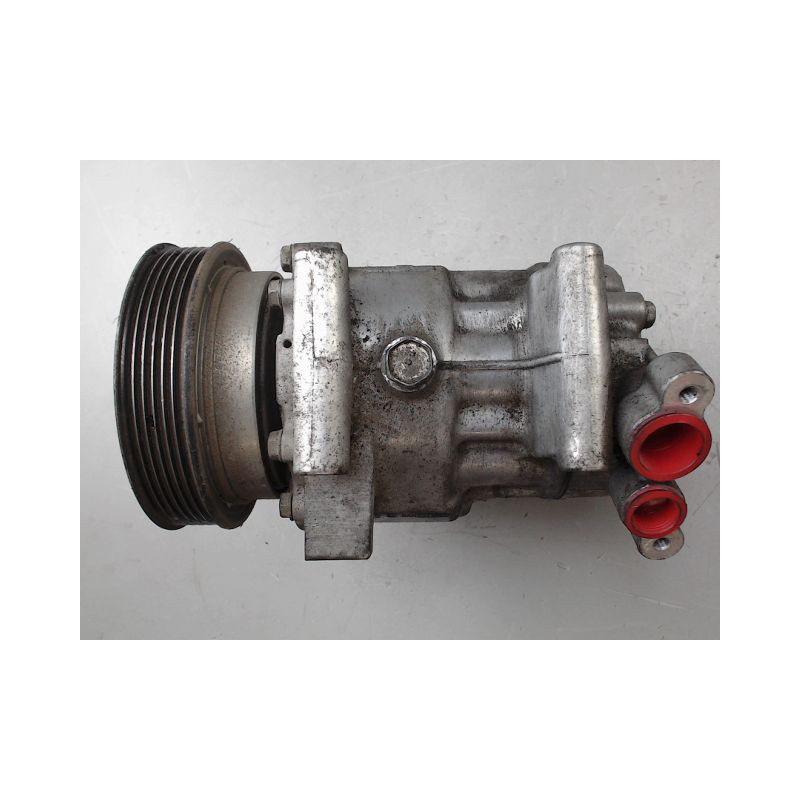 COMPRESSEUR AIR CONDITIONNE RENAULT CLIO