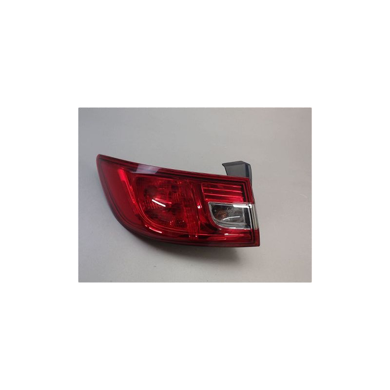 FEU ARRIERE GAUCHE  RENAULT CLIO