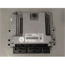 CALCULATEUR MOTEUR RENAULT CLIO