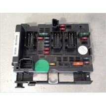 BOITE A FUSIBLES PEUGEOT 206