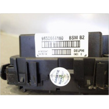 BOITE A FUSIBLES PEUGEOT 206