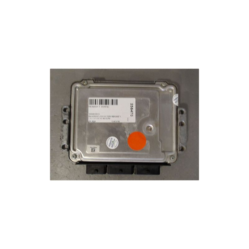 CALCULATEUR MOTEUR RENAULT TRAFIC