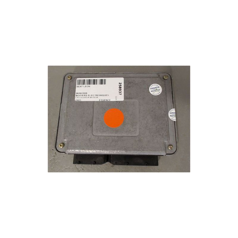 CALCULATEUR MOTEUR SEAT LEON