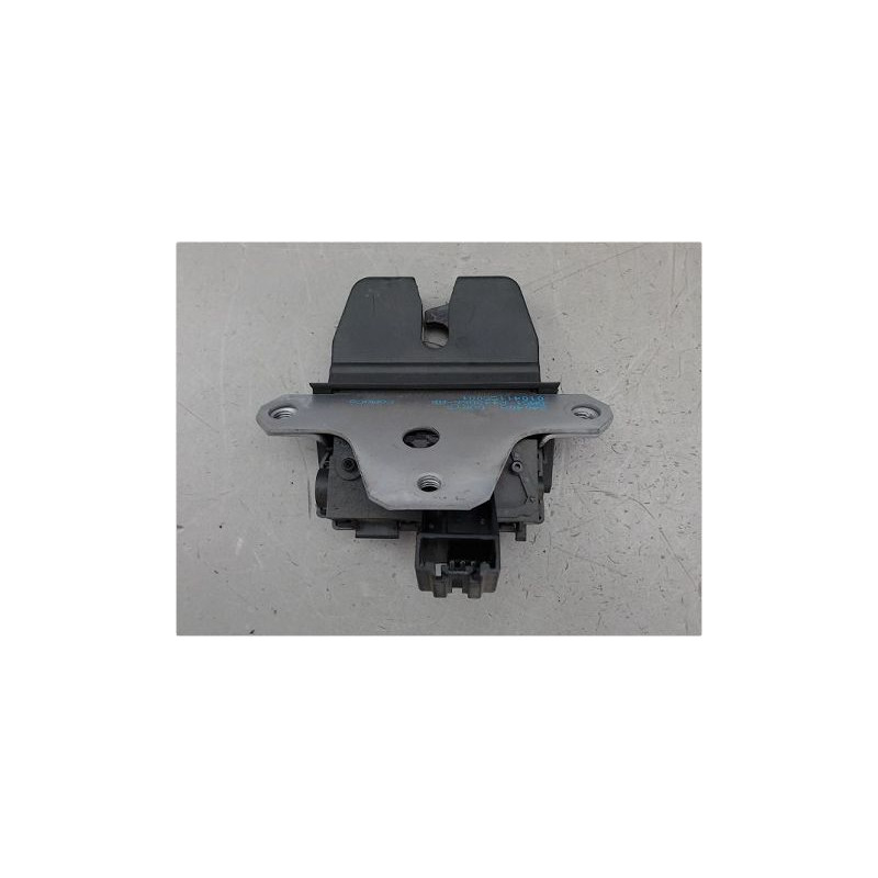 SERRURE HAYON  FORD FOCUS