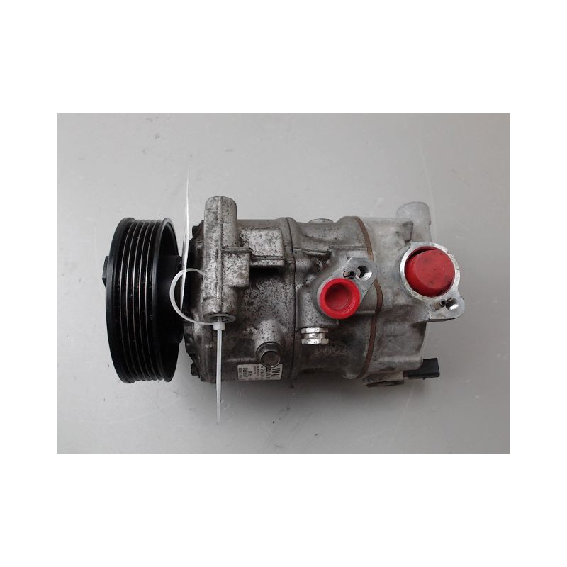 COMPRESSEUR AIR CONDITIONNE VOLKSWAGEN POLO
