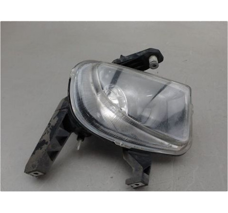 PHARE ANTIBROUILLARD AVD