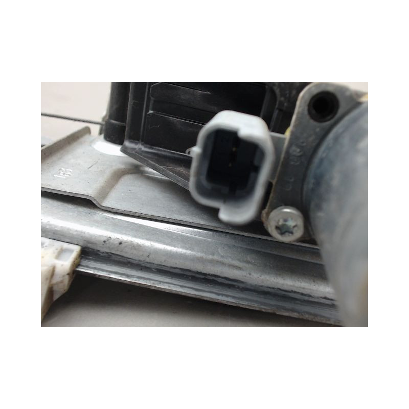 MECANISME LEVE-GLACE AVANT DROIT PEUGEOT 208