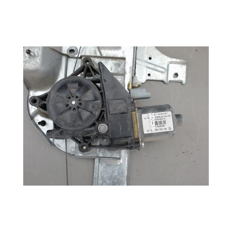 MECANISME LEVE-GLACE AVANT GAUCHE PEUGEOT 208
