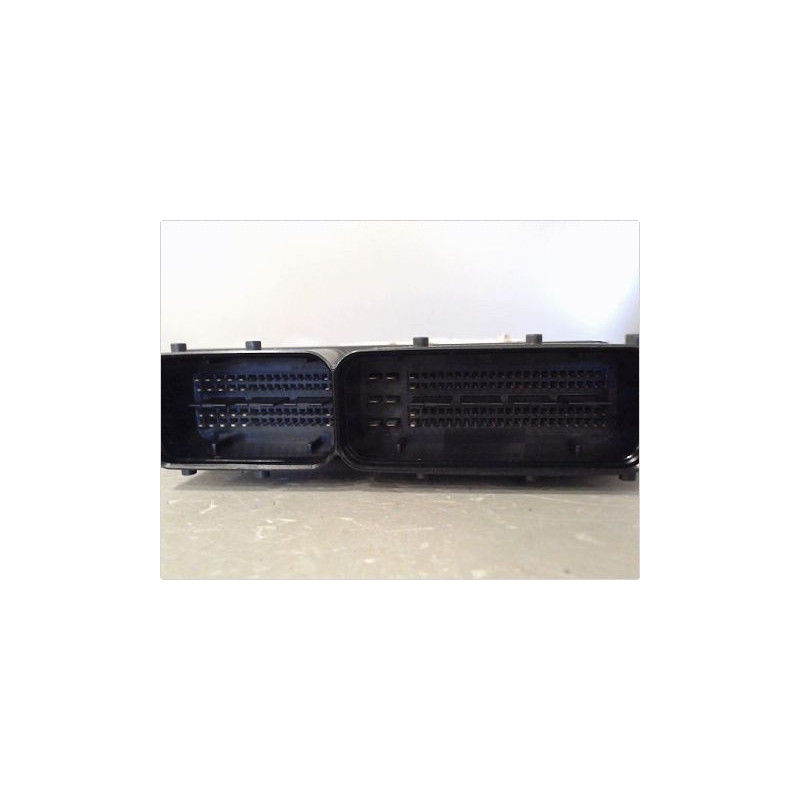 CALCULATEUR MOTEUR AUDI A6