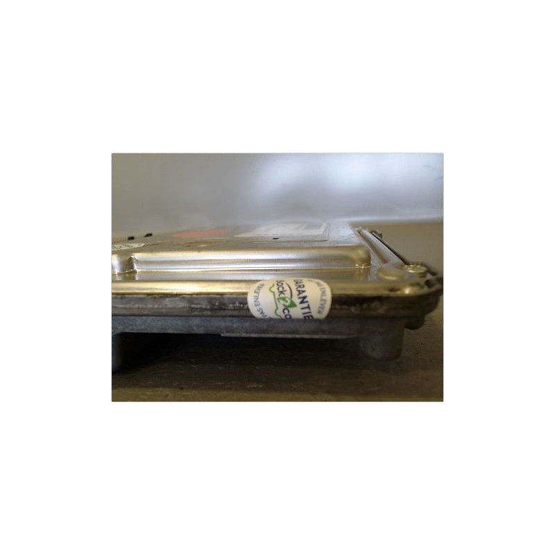 CALCULATEUR MOTEUR VOLKSWAGEN SCIROCCO