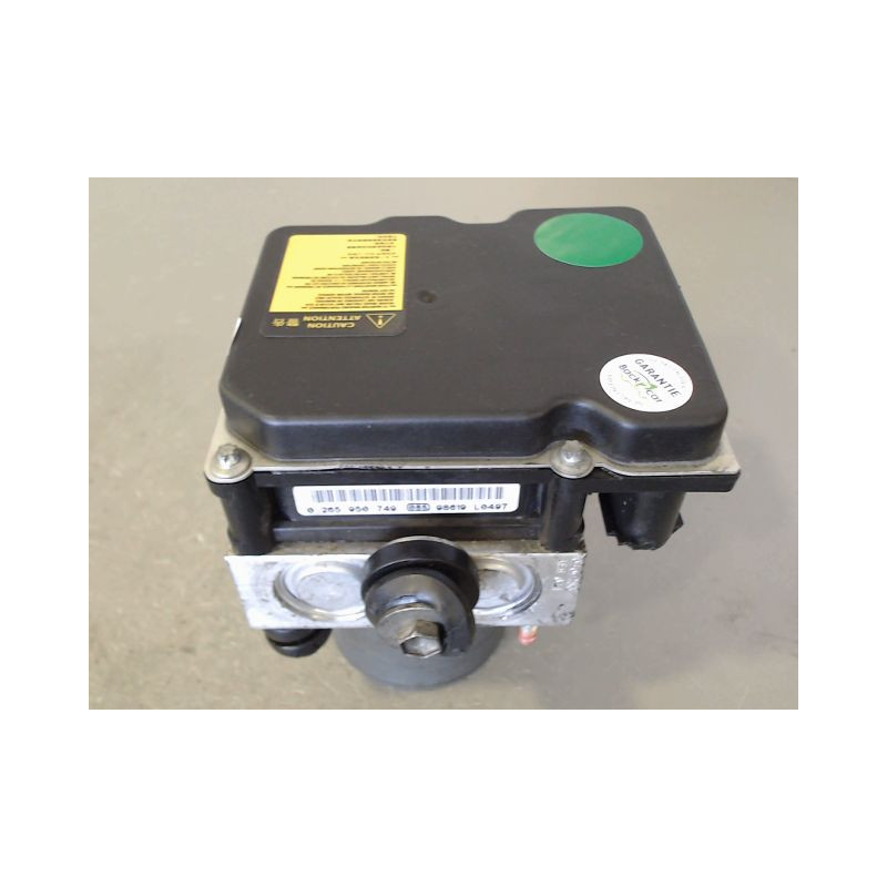 UNITE HYDRAULIQUE ABS TOYOTA AVENSIS
