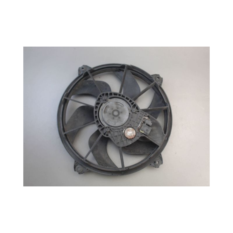 MOTEUR VENTILATEUR RADIATEUR PEUGEOT 407