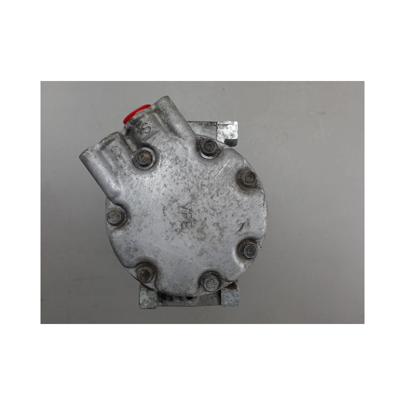 COMPRESSEUR AIR CONDITIONNE RENAULT CLIO
