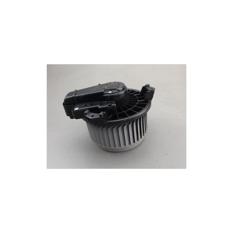 MOTEUR VENTILATEUR CHAUFFAGE TOYOTA YARIS