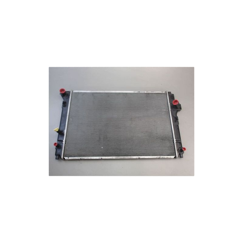 RADIATEUR TOYOTA YARIS
