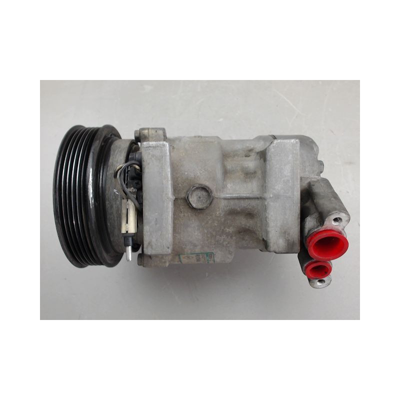 COMPRESSEUR AIR CONDITIONNE RENAULT CLIO