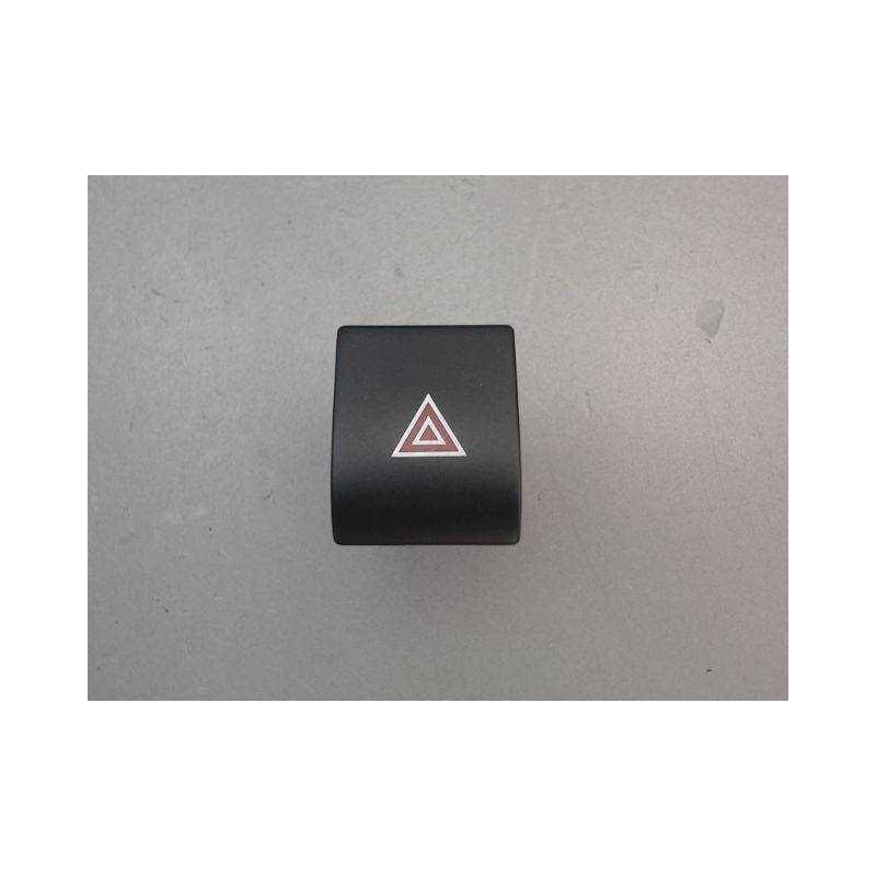 BOUTON DE WARNING PEUGEOT 3008