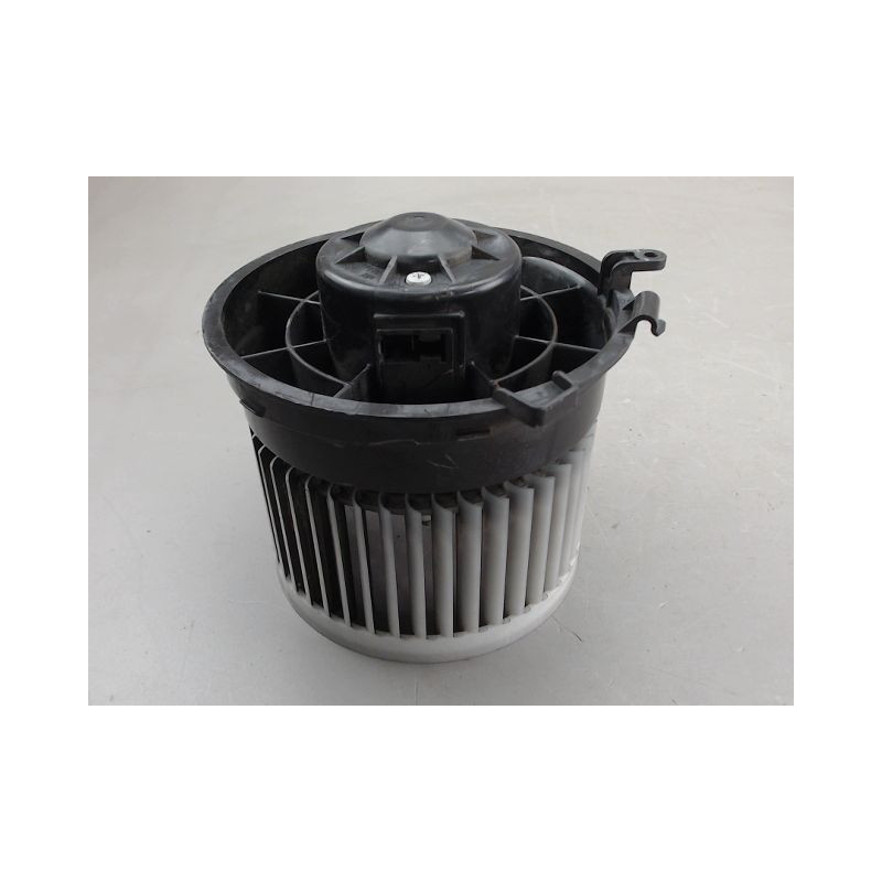 MOTEUR VENTILATEUR CHAUFFAGE NISSAN QASHQAI