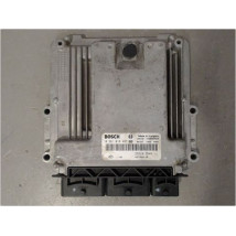 CALCULATEUR MOTEUR RENAULT TRAFIC