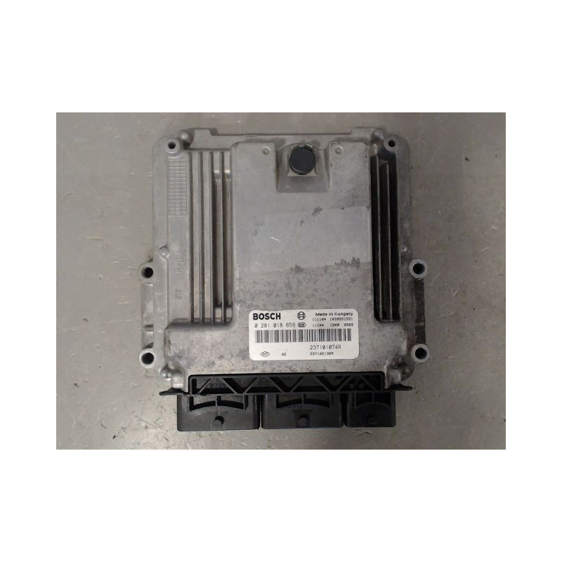 CALCULATEUR MOTEUR RENAULT MEGANE