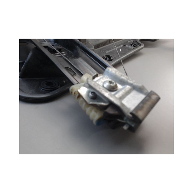 MECANISME LEVE-GLACE AVANT GAUCHE VOLKSWAGEN GOLF