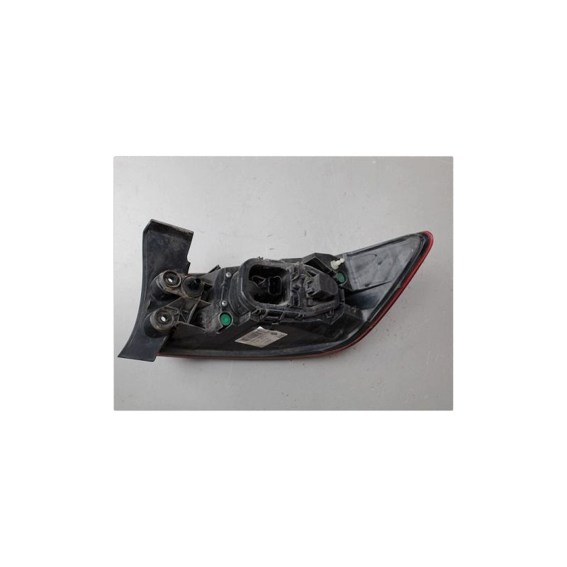 FEU ARRIERE GAUCHE  RENAULT CLIO