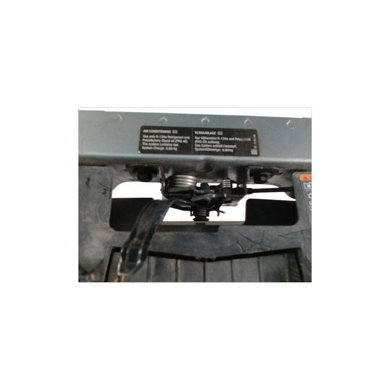 TRAVERSE SUPERIEURE ARMATURE AVANT OPEL ASTRA