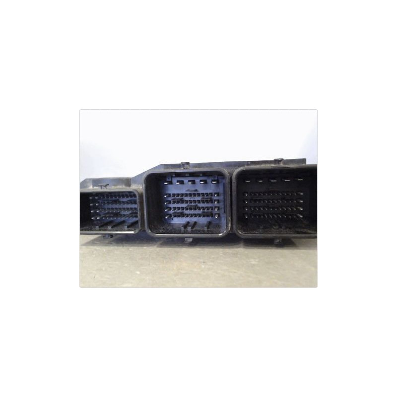 CALCULATEUR MOTEUR FORD FIESTA