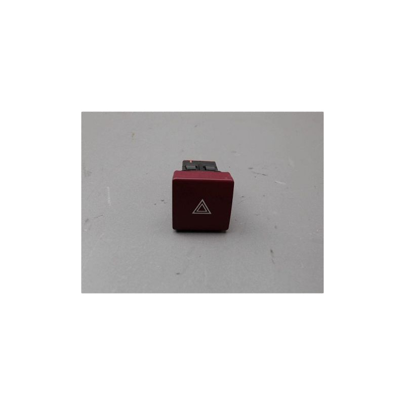 BOUTON DE WARNING CITROEN BERLINGO