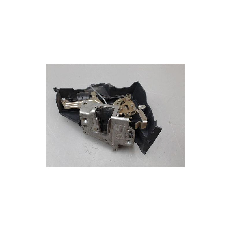 SYSTEME CONDAMNATION ARRIERE DROIT MERCEDES E200
