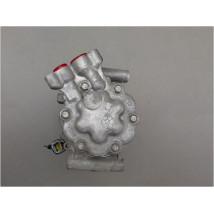 COMPRESSEUR AIR CONDITIONNE RENAULT CLIO