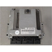 CALCULATEUR MOTEUR RENAULT CLIO