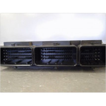 CALCULATEUR MOTEUR RENAULT CLIO