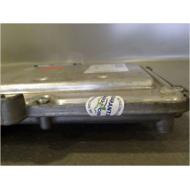 CALCULATEUR MOTEUR RENAULT CLIO