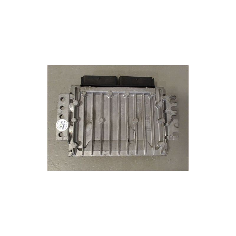 CALCULATEUR MOTEUR RENAULT CLIO
