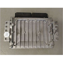 CALCULATEUR MOTEUR RENAULT CLIO