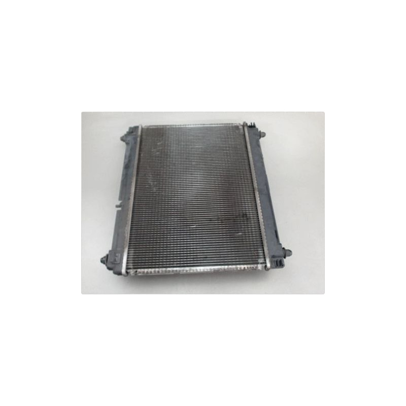 RADIATEUR TOYOTA YARIS