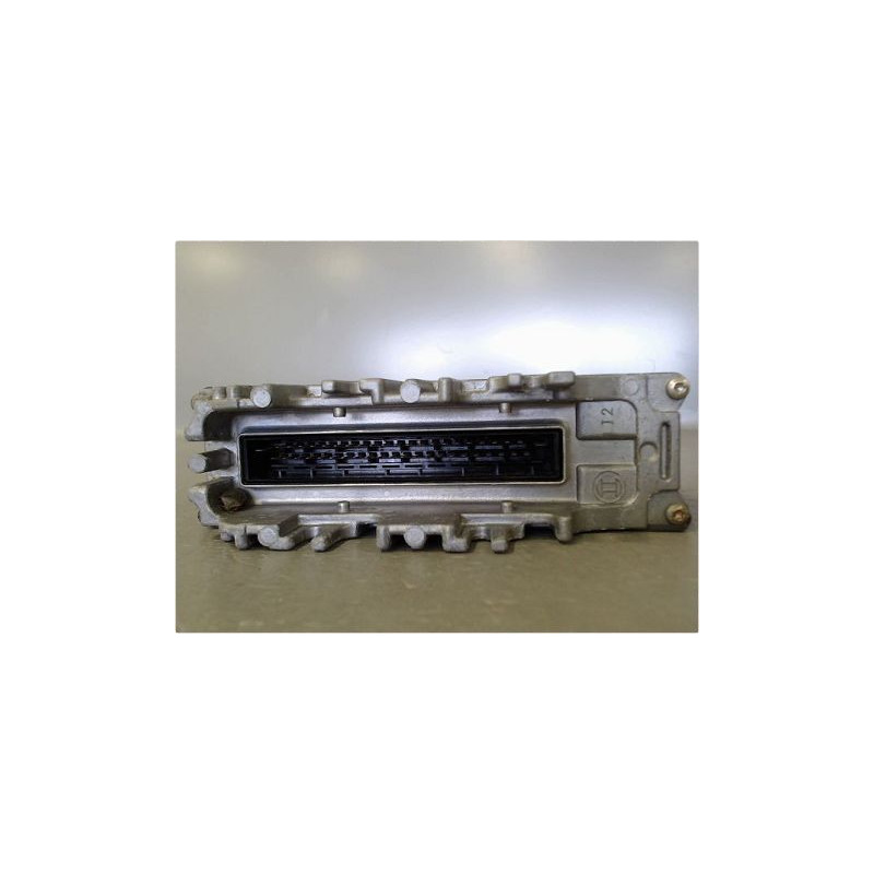 CALCULATEUR MOTEUR VOLKSWAGEN POLO