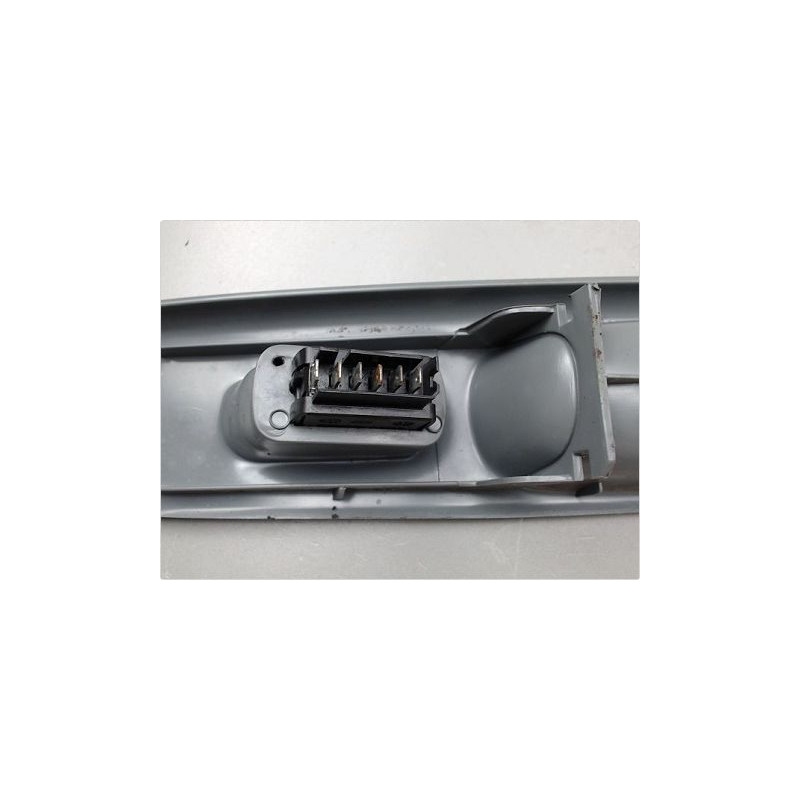 COMMANDE LEVE-GLACE PORTE AVD RENAULT TWINGO