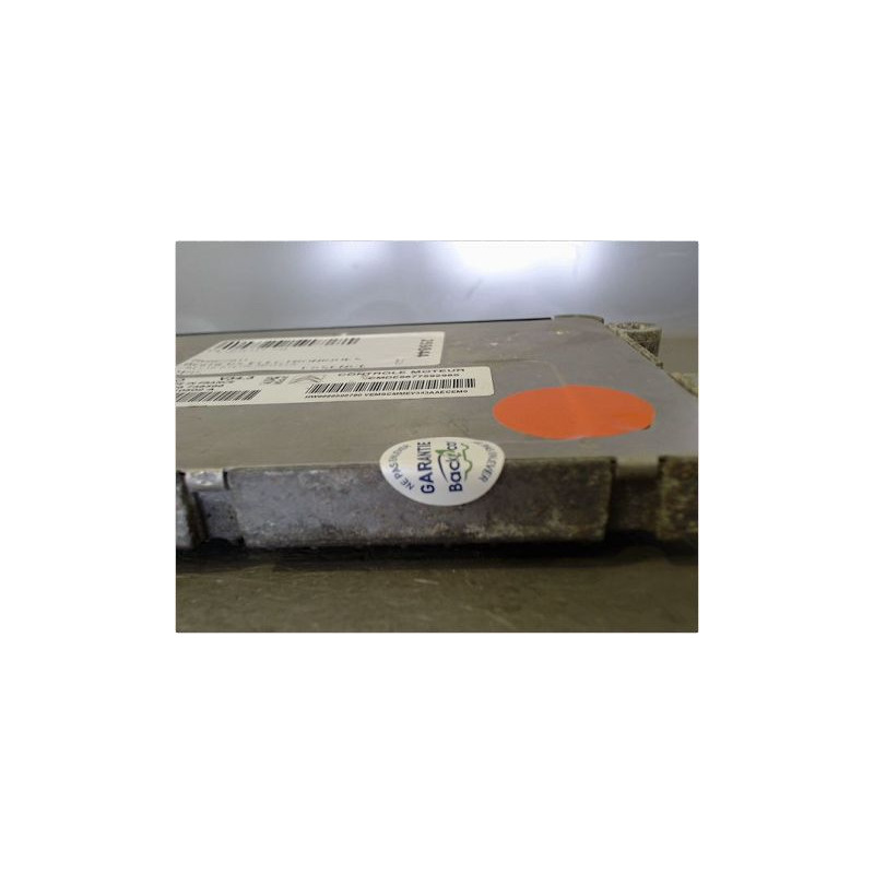 CALCULATEUR MOTEUR PEUGEOT 206