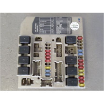 BOITE A FUSIBLES NISSAN MICRA