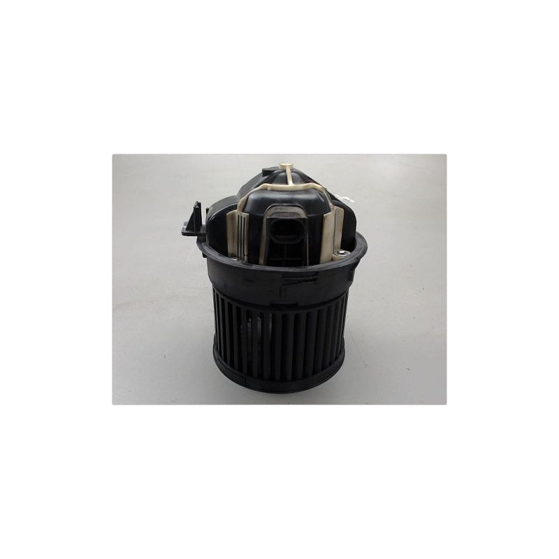 MOTEUR VENTILATEUR CHAUFFAGE PEUGEOT 308