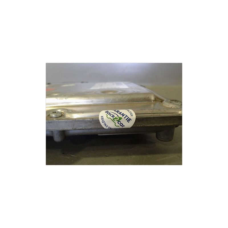 CALCULATEUR MOTEUR RENAULT MEGANE