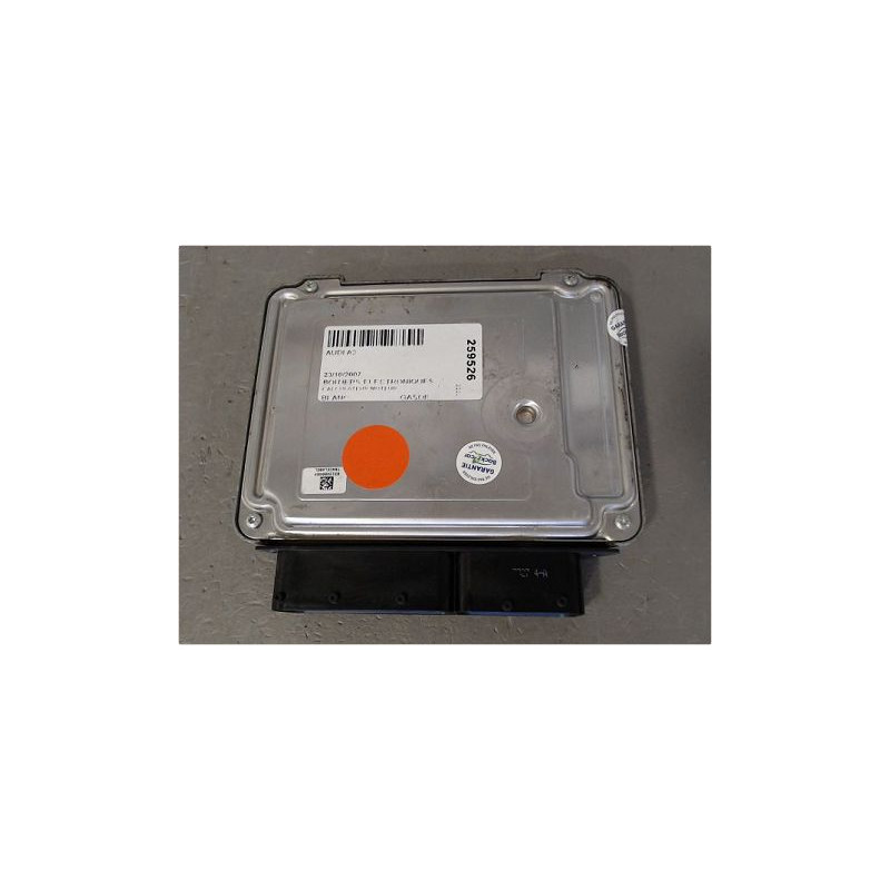 CALCULATEUR MOTEUR AUDI A3