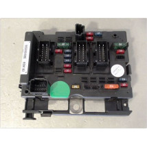 BOITE A FUSIBLES PEUGEOT 206