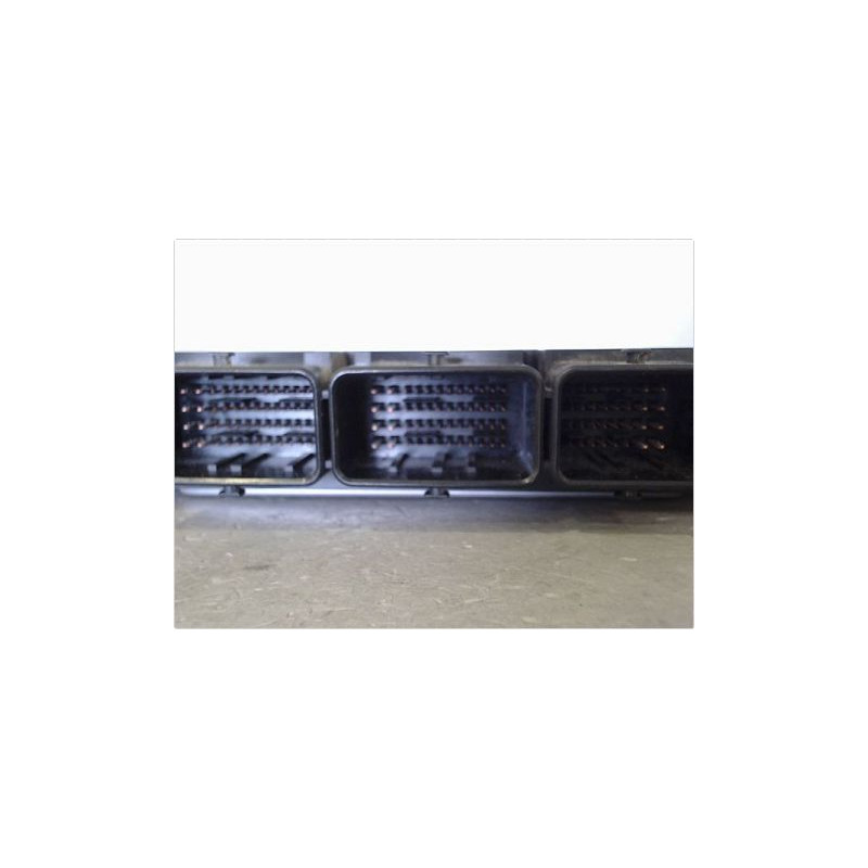 CALCULATEUR MOTEUR RENAULT MEGANE