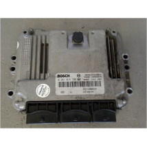 CALCULATEUR MOTEUR RENAULT MEGANE