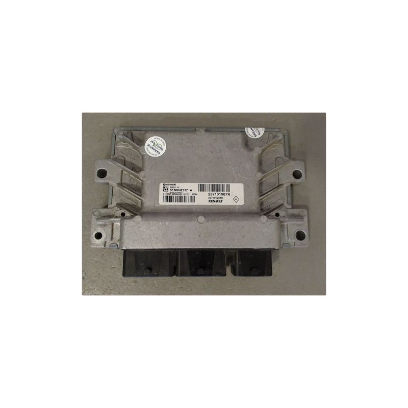 CALCULATEUR MOTEUR RENAULT CLIO