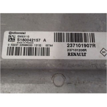 CALCULATEUR MOTEUR RENAULT CLIO